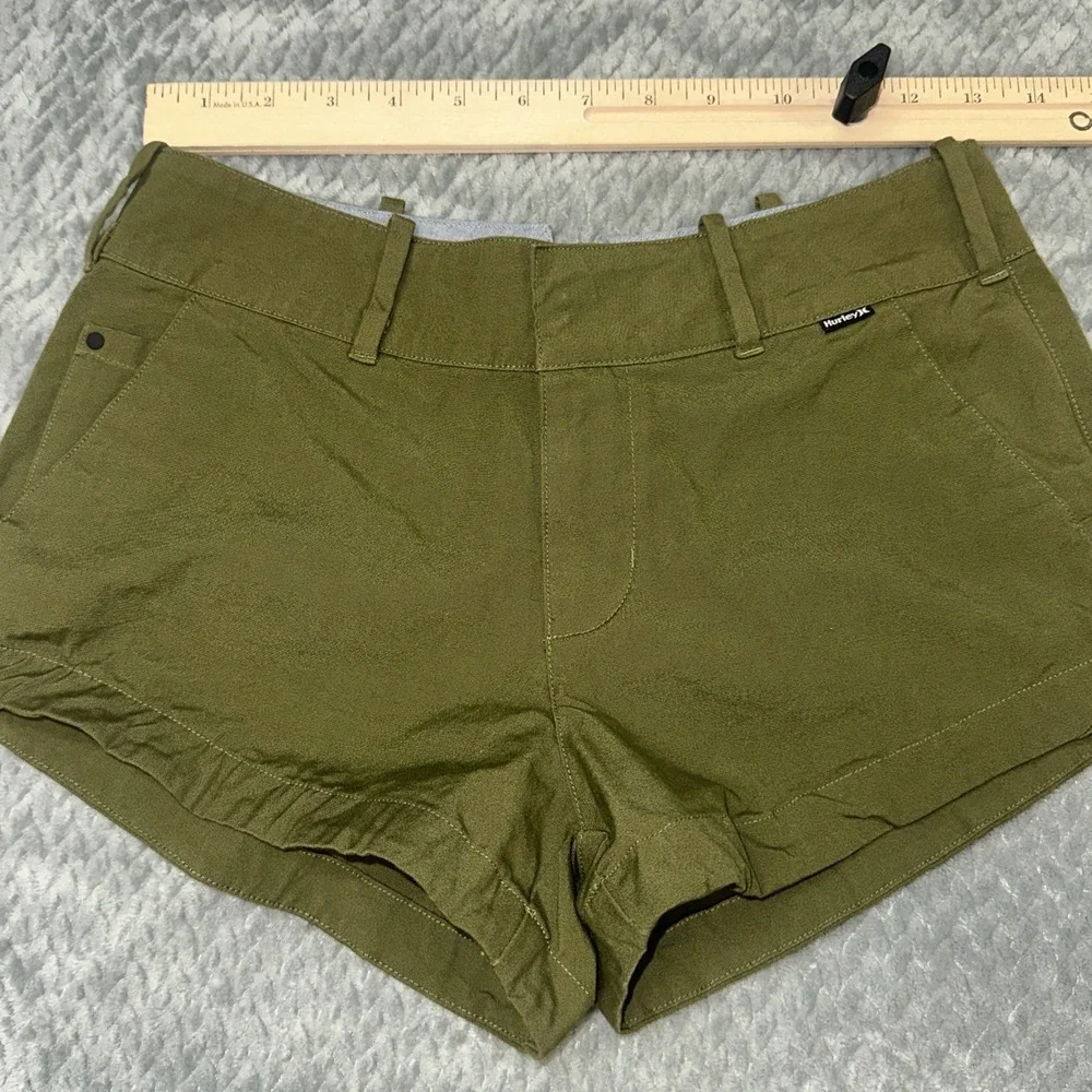 Hurley Shorts Women's 3 Low Rise Mini Micro Shortie Surfer Skater Green Chino‎